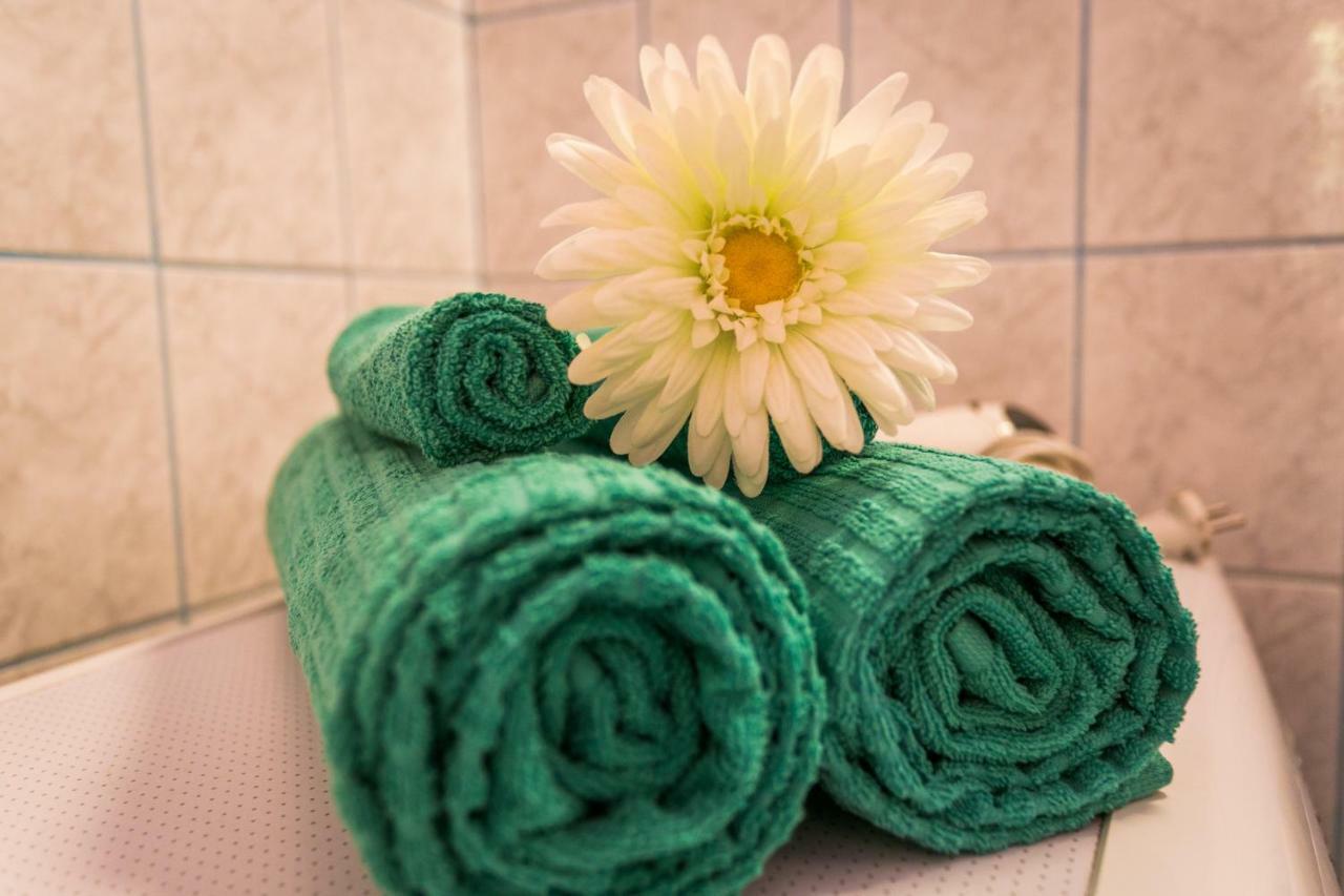 Green Apartment Budapest Ngoại thất bức ảnh